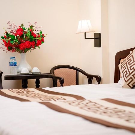 Thanh Thu Hotel Thành Pho Ho Chí Minh Esterno foto